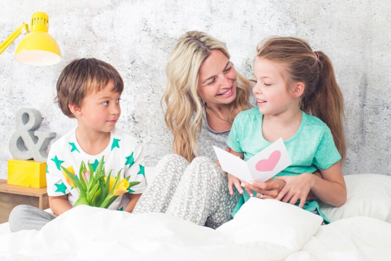 mothers day - Happy Family - Children congratulate on Mother's Day